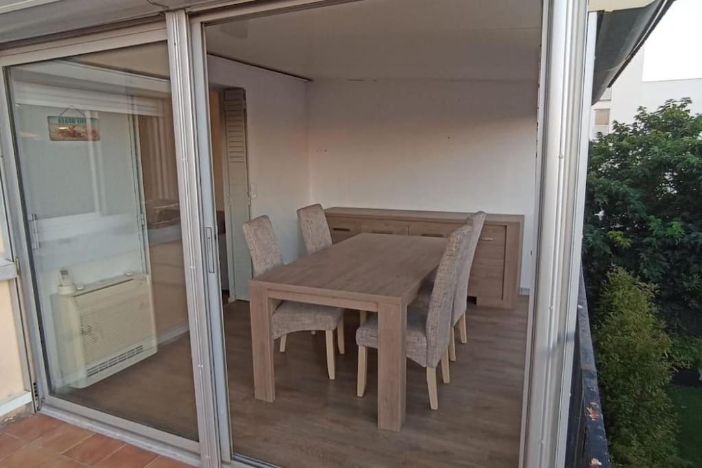 Appartement En Bord De Plage - A 50 M De La Mer Canet-en-Roussillon Dış mekan fotoğraf